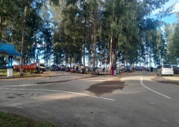 Kadis, Bersihkan Sampah Demi Kenyamanan Pengunjung