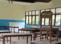Kerja Amburadul, Plafon Laboratorium SMP Di Wakate Rusak Total